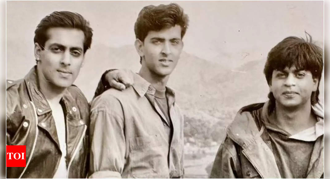 Karan Arjun: Did you know young Hrithik Roshan jumped on Shah Rukh Khan and Salman Khan’s car amid the shoot? Here’s why | Karan Arjun: Did you know young Hrithik Roshan jumped on Shah Rukh Khan and Salman Khan’s car amid the shoot? Here’s why |
