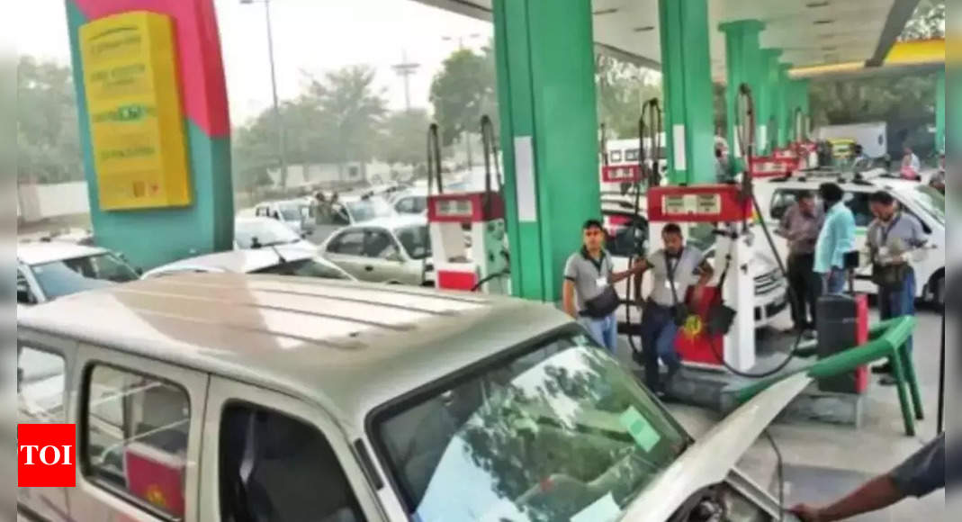 CNG prices hiked by Rs 2 in Noida, Greater Noida, Gurugram and Ghaziabad; election bond-Delhi spared | Delhi News CNG prices hiked by Rs 2 in Noida, Greater Noida, Gurugram and Ghaziabad; election bond-Delhi spared | Delhi News