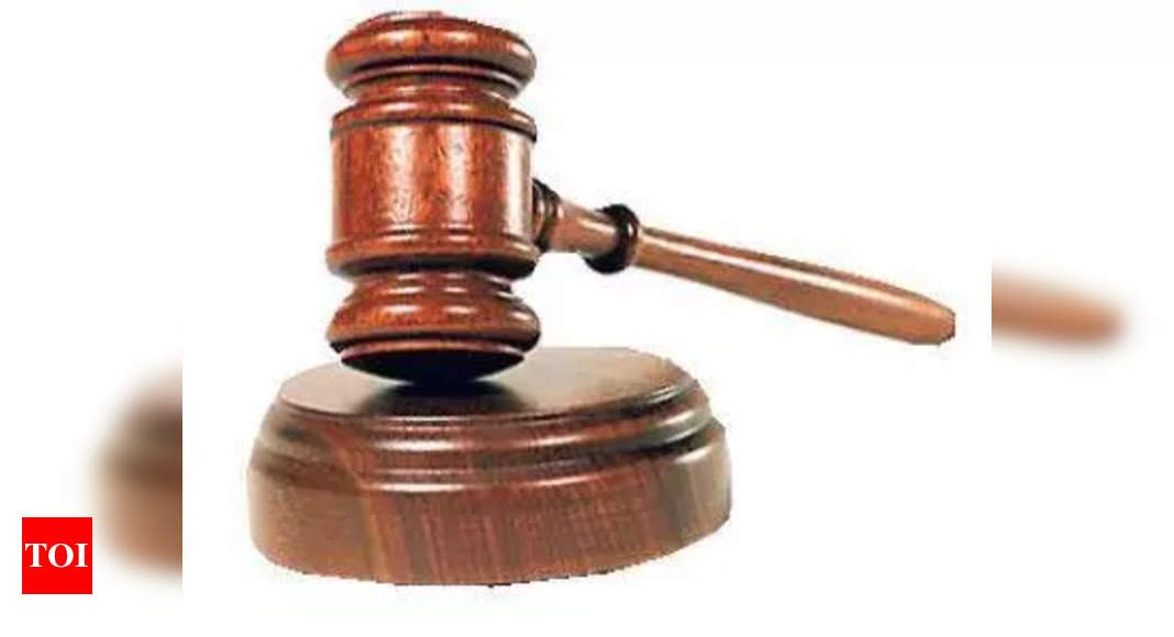 18-Year Legal Battle Ends: Man Acquitted in 2001 Robbery Case | Mumbai News