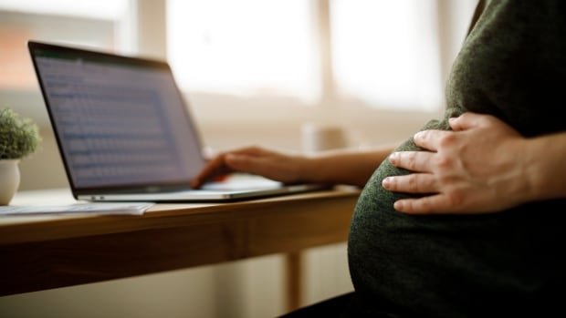 More women are the breadwinners in Canadian families — but less so if they have kids