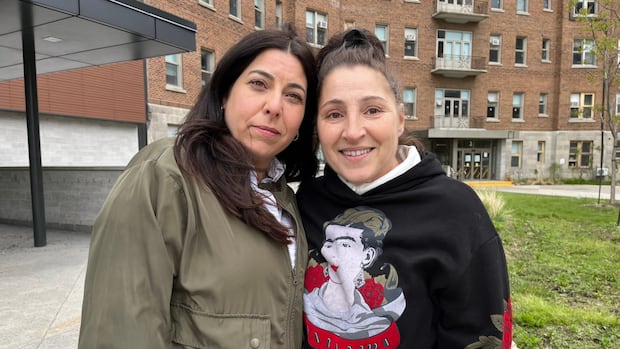 A stranger gave a Montreal guy a CPR for 20 mins. His circle of relatives needs to fulfill him