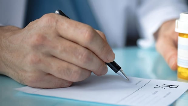 Employers should dig the sick notes to free doctors, taxpayers should save millions: Doctors Manitoba Employers should dig the sick notes to free doctors, taxpayers should save millions: Doctors Manitoba
