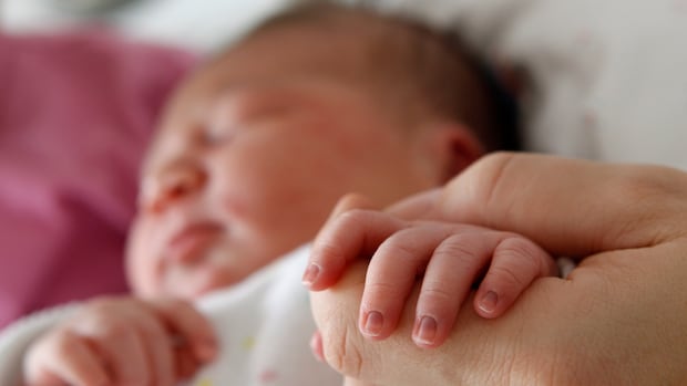 Class action gets green light against Ontario on birth alert, but facial obstacles are there.