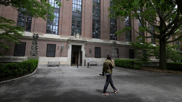 American science funding uncertainty resumes grade school options for Canadian people
