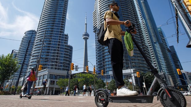 Lithium ion battery fire jumps 162% in Toronto in 2 years, the city says
