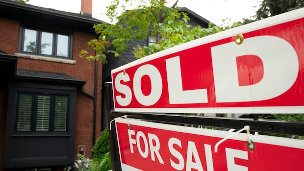 GTA house sales, listing ups from year to year in June: Real Estate Board GTA house sales, listing ups from year to year in June: Real Estate Board